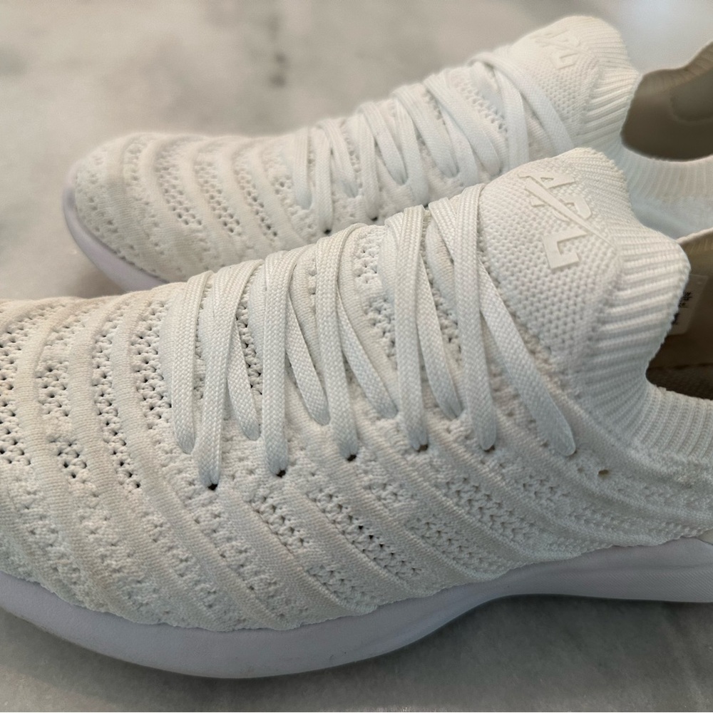 Apl Techloom Wave - Size 9.5 - image 3